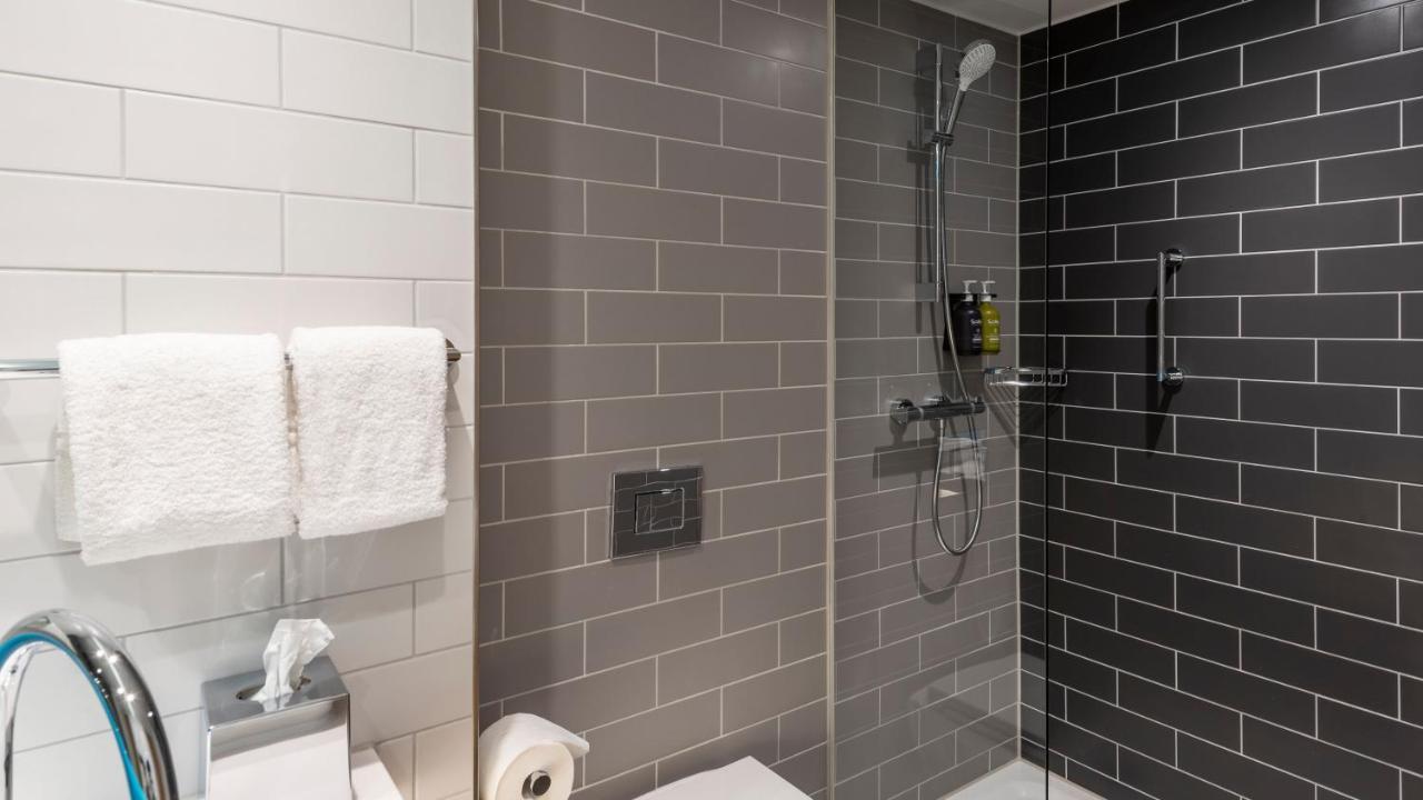 Express - - Dusseldorf By Ihg Hotel