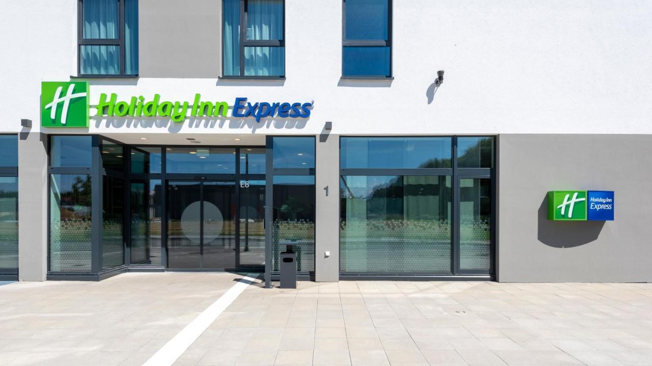 Hotel Express - - Dusseldorf By Ihg Krefeld